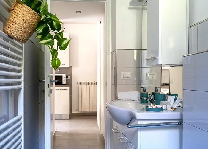 Apartamento Patio & Parking - Self Check-in & Remote Access Cernobbio