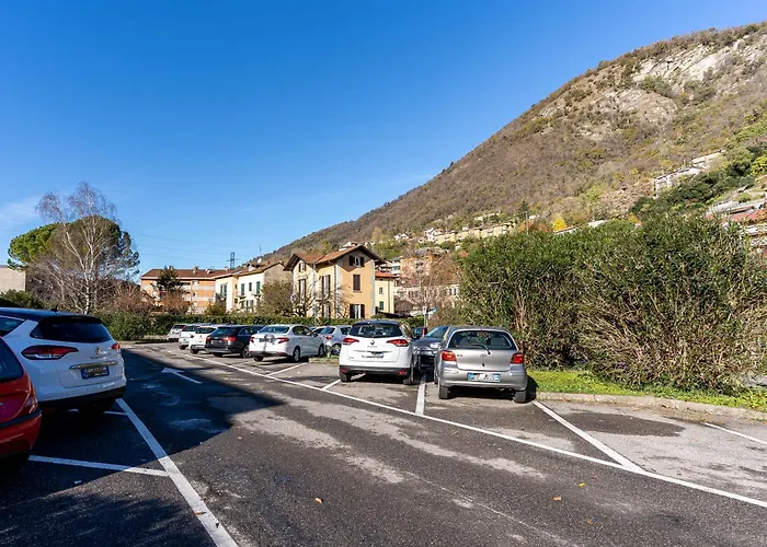Patio & Parking - Self Check-in & Remote Access * Cernobbio