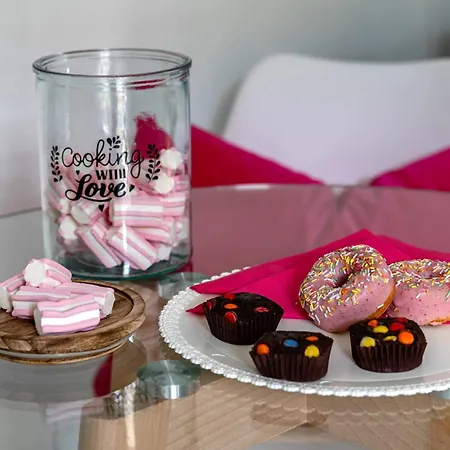 شقة Patio & Parking - Self Check-in & Remote Access *