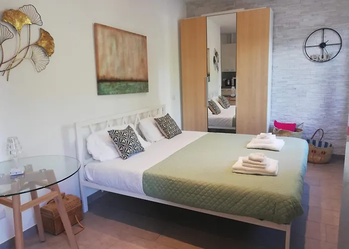 דירה Patio & Parking - Self Check-in & Remote Access