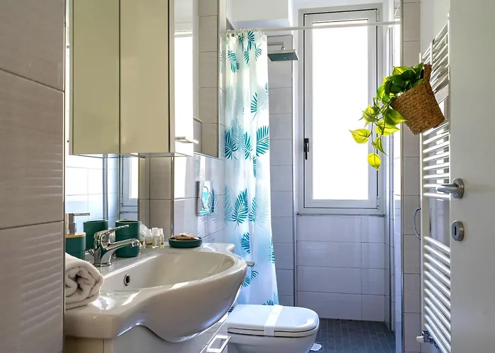 Patio & Parking - Self Check-in & Remote Access צ'רנוביו